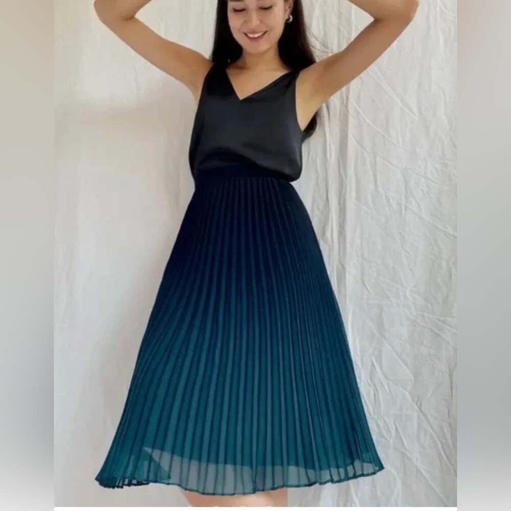 NWT LOVE BONITO elegant pleated midi hombre fade to teal gauzy skirt XS
